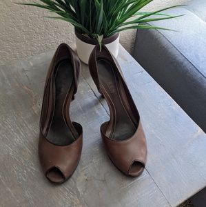 Ralph Lauren chocolate brown 3 inch heels